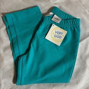 NWT, Hanna Andersson Girls Capri Leggings 
Teal, Size 130